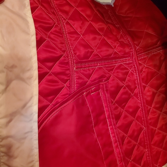 Waterproof Lightweight Vest with Pockets Size Large - Picture 2 of 2